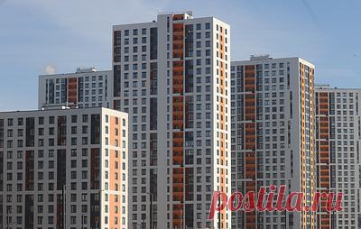 Пользователи соцмедиа в теме квартирного мошенничества выступают за покупателей. Они видят в покупателях главных жертв, их описывают как "работяг", многодетные семьи и ипотечников, которые действовали добросовестно, отмечается в исследовании Brand Analitics