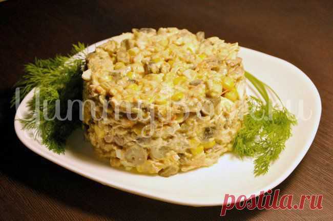 Грибной салат с курицей и кукурузой - пошаговый рецепт с фото