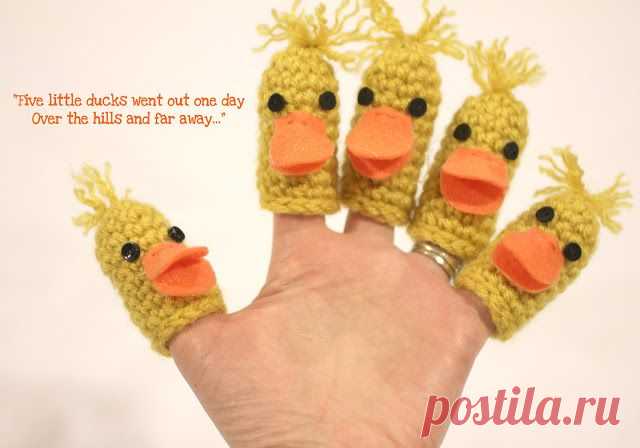 Repeat Crafter Me: 5 Little Ducks Finger Puppets