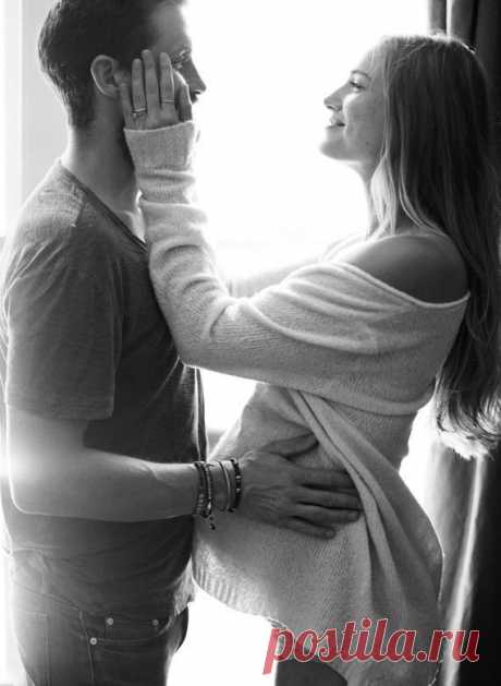 Если муж постоянно проявляет недовольство своей женой - это очень плохой признак. В Ведах говорится, что вы можете иметь большие знания, можете иметь славу, почёт, всё, что угодно.
Но если вы не уважаете свою жену - всё это превращается в ноль. Критерий культуры человека - его отношение к женщине, его отношение к противоположному полу. Если хотя бы в семье мы устанавливаем принцип уважения, мы сможем многого достигнуть

Хакимов А.Г.