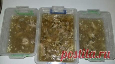 Как варить холодец из свиной рульки и куриных крылышек без желатина | Вкусный блог | Пульс Mail.ru