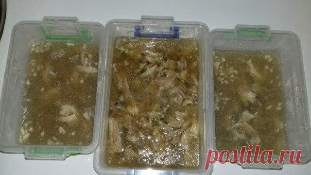 Как варить холодец из свиной рульки и куриных крылышек без желатина | Вкусный блог | Пульс Mail.ru