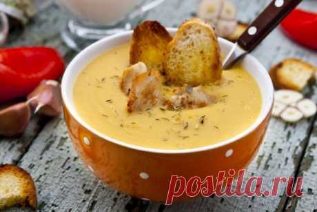 Сливочный суп с курицей и гренками — королевский обед! - Счастливый формат