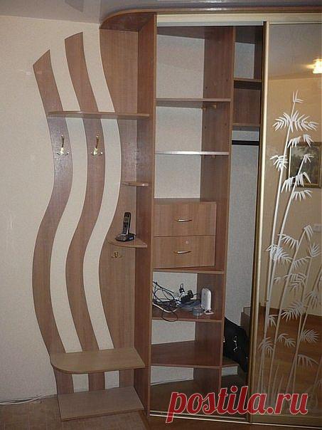 Шкафы-купе в прихожую на заказ по разумным ценам.