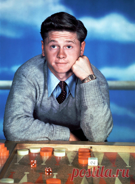 Микки Руни (Mickey Rooney)
- 23 сентября, 1920 • 6 апреля 2014