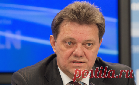 Экс-мэра Томска приговорили к году колонии и освободили в зале суда. Бывшего мэра Томска Ивана Кляйна приговорили к одному году колонии общего режима по делу о злоупотреблении полномочиями и освободили от наказания.