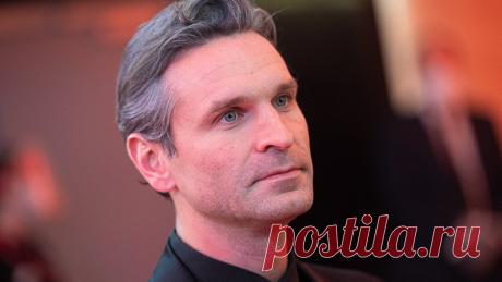 Виктор Добронравов