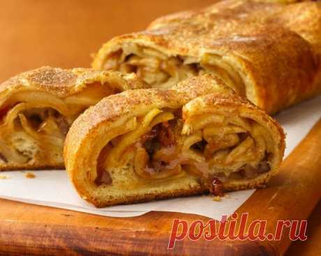 Яблочный штрудель: рецепт с корицей