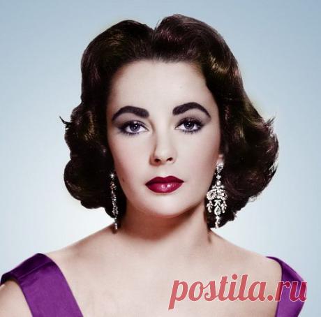 10 самых красивых голливудских актрис прошлого
