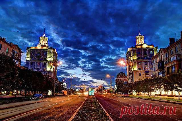Ночной проспект им. Ленина.