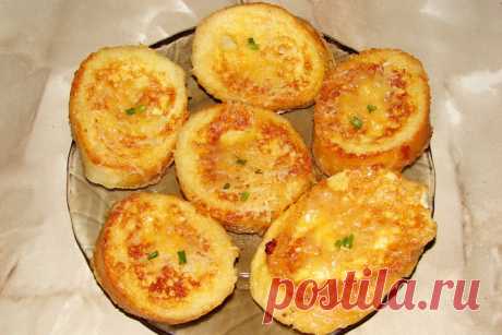 Не выбрасывайте чёрствый хлеб! Приготовьте эти ГРЕНКИ, они ВКУСНЕЕ свежих булочек! - Я готовлю Как часто так случается, что купленный ещё вчера батон черствеет, и никто из домашних уже не хочет к нему притрагиваться. Что ж, у рачительной хозяйки выход всегда найдётся...