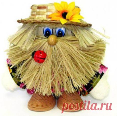 Сегодня День Рождение у невидимого хозяина и покровителя дома!С Днем Рождения домовой,принеси нам счастье в дом!