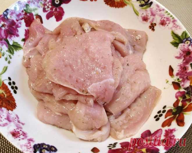 Моя свекровь-знатная кулинарка, но мой секрет приготовления сочных отбивных удивил её. Пришлось делиться рецептом) | Алина Калинина Простые рецепты | Яндекс Дзен