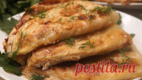 Безумная вкуснятина из простых продуктов! 
Капустные треугольники. Получаются очень вкусные, сочные и сытные. Хороши не только в горячем, но и холодном виде.
ИНГРЕДИЕНТЫ
Капуста – 10-12 листочков.
Фарш – 300гр.
Луковица – 1 шт.
Зелень – по вк…