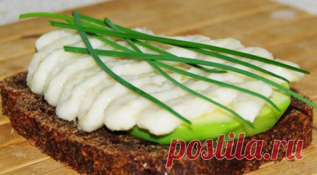 Хлебная икра с чесноком
