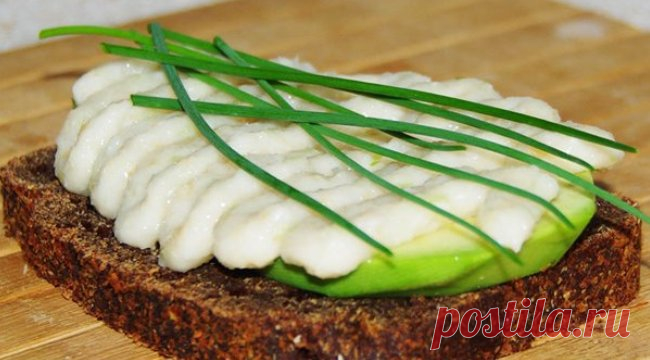 Хлебная икра с чесноком