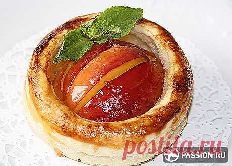 Слойки с персиками | passion.ru