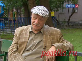 Острова. Леонид Куравлев Леонид Куравлев рассказывает о своем детстве, поступлении во ВГИК, работе с любимыми режессерами Василием Шукшиным, Михаилом Швейцером, Глебом Панфиловым, Леонидом Гайдаем.