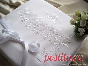 Постельное белье с вышивкой 1886 Свадебный вензель – купить в интернет-магазине на Ярмарке Мастеров с доставкой - F9MYDRU | Санкт-Петербург