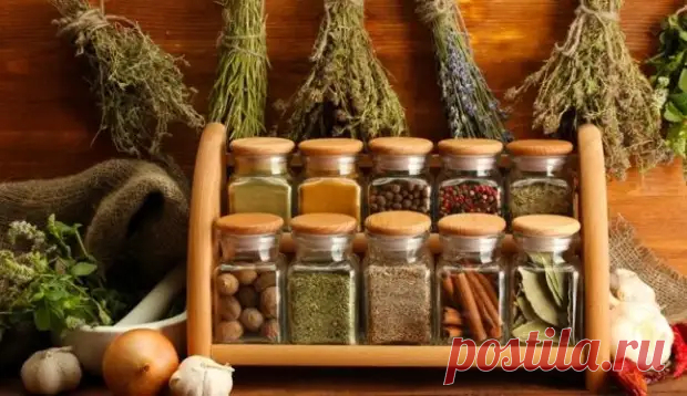 Хранение специй на кухне: функциональные идеи
