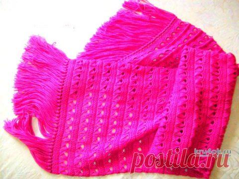 Палантин крючком на линейке в технике брумстик