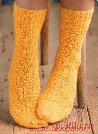 Мужские и женские вязаные носки с эффектом Анни Альберс