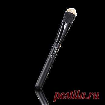 24148 Кисть для тональной основы - Oriflame cosmetics
Высококачественная кисть с ворсом специальной формы позволяет наносить тональное средство равномерным гладким слоем. Материал: нейлон, алюминий, дерево.