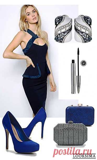 Изысканный комплект для торжественного вечернего мероприятия.