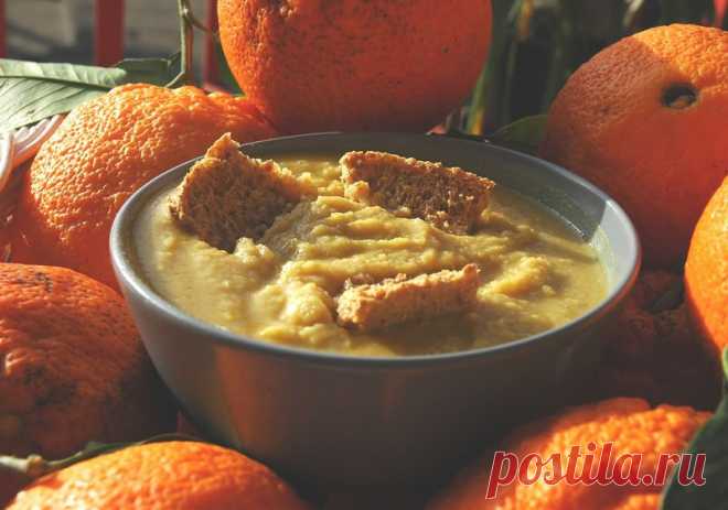 Суп-пюре из нута с апельсиновым соком и анчоусами