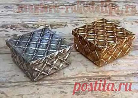 Имитация чеканки из фольги.