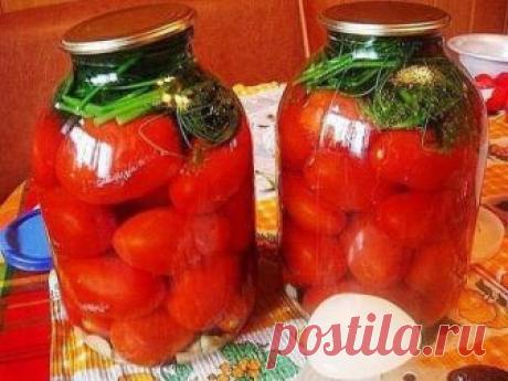 Закрываем помидоры без уксуса
 В расчете на 3х литровую банку: 5 ст. л. сахара с горкой, 2 ст. л. соли без горки, 1 ч.л. лимонной кислоты.
 На литровую баночку - сахар 2 ст. ложки без горки, соль - немного больше половины столовой ложки, и кофейную ложечку лимонной кислоты.
Помидоры уложить в банку. Из специй - чеснок 2-3 зубчика, перец горошком, гвоздика, корица кусочками.
Залить кипятком,