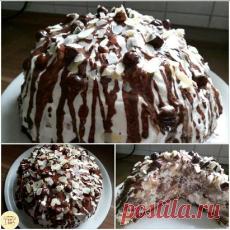 ТОРТ "ПАНЧО" С ВИШНЕЙ И ОРЕХАМИ 
Очень вкусный, тающий во рту торт со сметанным кремом! 
ИНГРЕДИЕНТЫ:
Тесто: 3 яйца
3/4 ст. сахара
2 ч.л. ванильного сахара
1 ст. сметаны 
полбанки сгущенного молока (не вареного)
1,5 ст. муки
1 ч.л. гашеной соды
2 ст. ложки какао (для одной половины теста)
Также орехи (любые по желанию, у меня была смесь различных орехов)
Вишневый компот
Крем: 3 ст. сметаны
100-150 г. сахара
пакетик ванильного сахара 
Для шоколадной глазури: плитка тёмного шоколада, полстакан