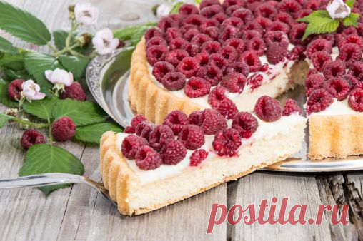 Пирог с малиной: летний рецепт