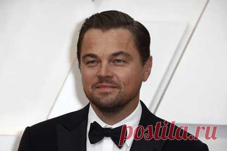 Леонардо ДиКаприо спродюсирует фильм по роману Стивена Кинга. Компания Warner Bros. Pictures купила права на экранизацию книги Стивена Кинга «Билли Саммерс». К проекту также присоединилась компания Appian Way, которая принадлежит актеру и продюсеру Леонардо ДиКаприо. Информация о разработке экранизации романа появилась в феврале прошлого года.