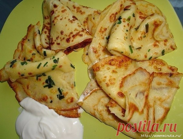 Картофельные блины с зеленью и чесноком.