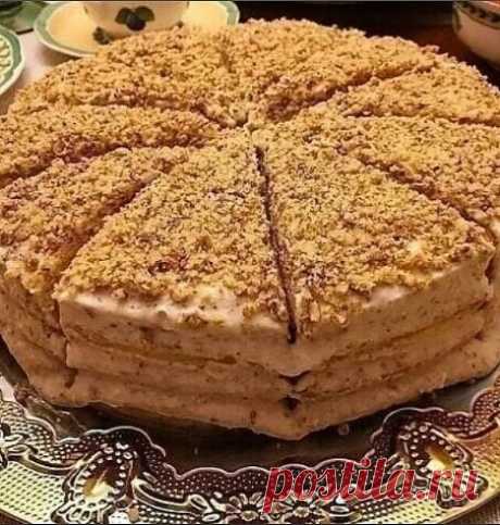 Вкуснейший сметанник на скорую руку!

Сметанник - очень вкусный и нежный торт. Готовить его легко и быстро. Кушать с чаем и удовольствием :) Делюсь рецептом.

Ингредиенты:

Сметана — 600 Грамм (250 грамм - для теста, 350 - для крема.)

Сахар — 2 Стакана (1 стакан для теста, 1 стакан для крема)

Мука — 1,5 Стакана

Сода — 2/3 Чайных ложки

Яйца — 3 Штуки

Ванильный сахар — 0,5 Чайных ложки

Описание приготовления:

Проще чем сметанник не готовится, по-моему, ни одно кондите...
