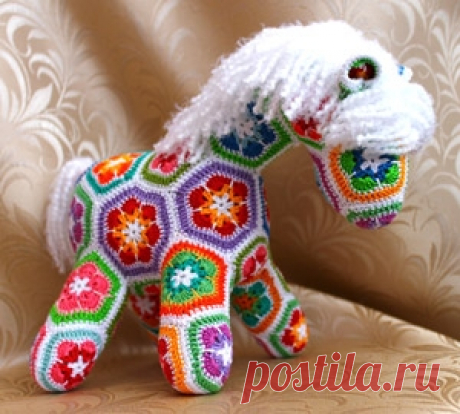 Лошадка, связанная крючком из мотивов. МК.