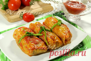 Постные голубцы с грибами и рисом, рецепт с фото Рецепт приготовления с фото постных голубцов с грибами и рисом. ПТушеные в подливке они получаются сытными и очень вкусными. Как правильно подготовить капусту и начинку смотрите в описании рецепта.