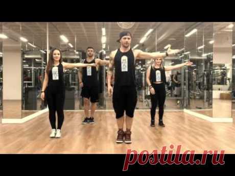 Zumba dance "contestame el telefono"