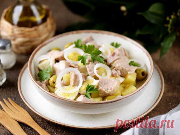 Салат с печенью трески и оливками — рецепт с фото пошагово