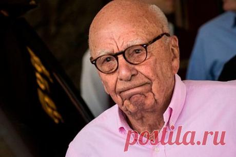 Бывшая теща Абрамовича стала возлюбленной 92-летнего миллиардера Руперта Мердока. Журналисты заметили медиамагната Руперта Мердока отдыхающим на яхте с 66-летней Еленой Жуковой. Она молекулярный биолог и бывший сотрудник медицинского исследовательского центра Калифорнийского университета в Лос-Анджелесе. Ее дочь, Дарья Жукова, была замужем за русским олигархом Романом Абрамовичем.