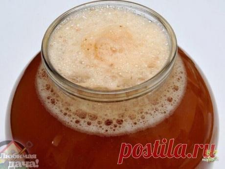 Рассказываем как приготовить квас, который продают каждое лето в бочках. Берите в копилку!