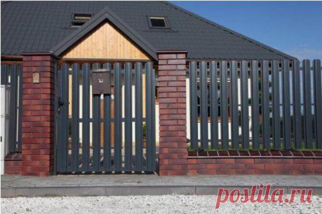 Виды забора из штакетника для дачи: декоративный, железный, из профлиста, красивый. Цена, фото