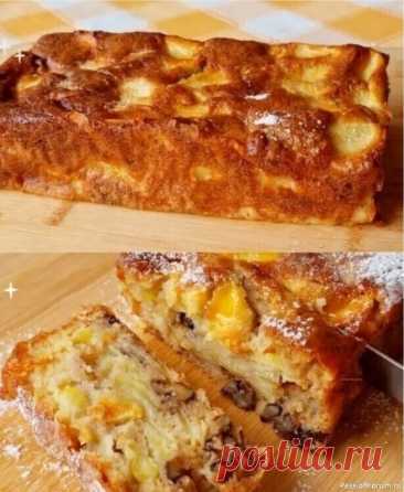 Яблочный пирог с грецкими орехами  Просто и Очень вкусно.Ингредиенты:2 больших яйцаЩепотка соли4 столовые ложки сахараЦедра 1 лимона50 грамм (3,5 столовых ложки) топленого масла4 ст л муки&nbsp;1 ст л разрыхлителя3 яблока, мелко нарезанныхПо желанию: грецкие орехи, рубленые.В миске взбейте 2 больших яйца, щепотку соли и 4...