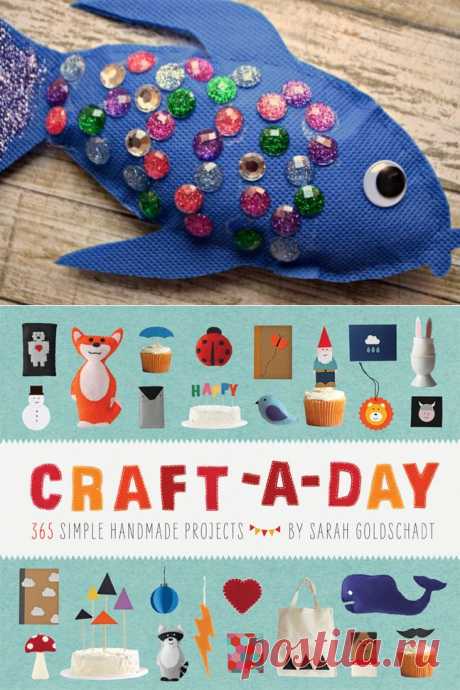 Christmas Crafts, Free Knitting Patterns, Free Crochet Patterns and More from FaveCrafts.com