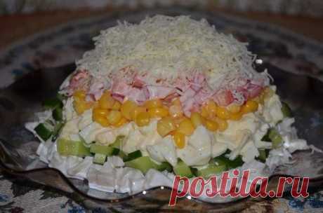 Салат с кальмарами (145 ккал/100 гр)
