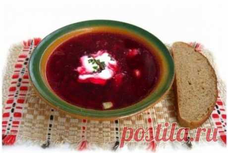 Свекольник с кабачками, сыром и орехами / Простые рецепты