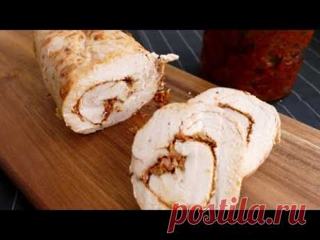 Куриные рулеты с соусом песто из вяленых помидор и базилика! Рецепт простой, быстрый и вкусный!