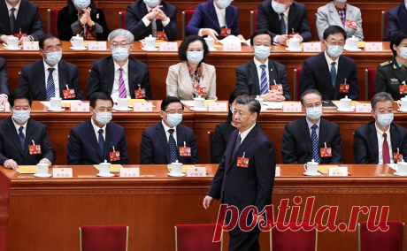 Си Цзиньпин назвал воссоединение с Тайванем целью всех китайцев. Пекин должен продвигать модель «Одна страна — две системы» и воссоединиться с Тайванем. Тайбэй отвергает модель, предложенную КНР