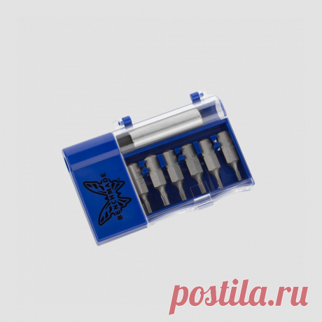 BM981084F BENCHMADE, Набор бит и держателя для разборки и сборки ножей «BlueBox Kit», BENCHMADE, США – купить в интернет магазине Messermeister.ru по выгодным ценам УНИКАЛЬНОЕ ПРЕДЛОЖЕНИЕ! Набор бит и держателя для разборки и сборки ножей «BlueBox Kit», BM981084F, BENCHMADE: купить в интернет-магазине ножей MESSERMEISTER.RU, 8-800-500-26-48, г. Москва и Санкт-Петербург. Обзоры, описание, фото, характеристики, наличие в магазине. Доставка по всей России. Выбор за Вами!